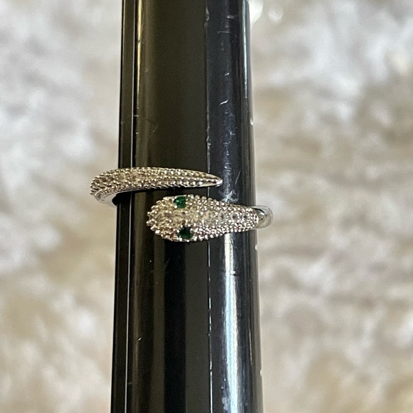 Snake serpent ring with CZs and green eyes - Picture 5 of 6
